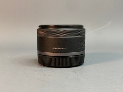 Canon RF 50mm 1.8 STM