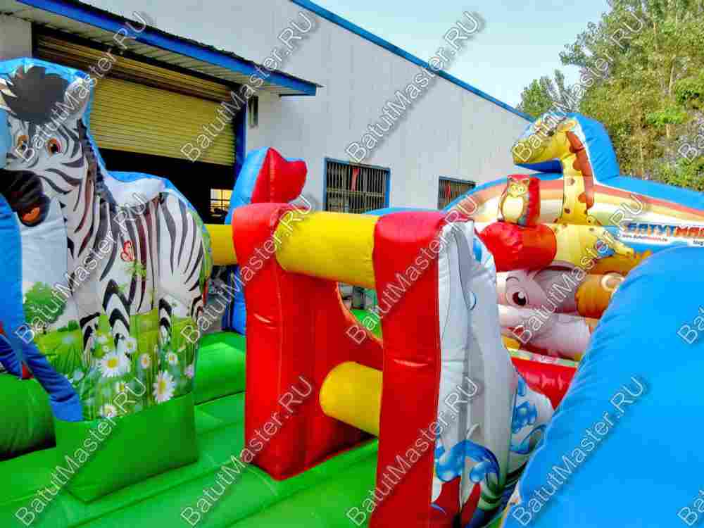 Коммерческий надувной батут "Царство зверей", размер 5*5*3,3 м