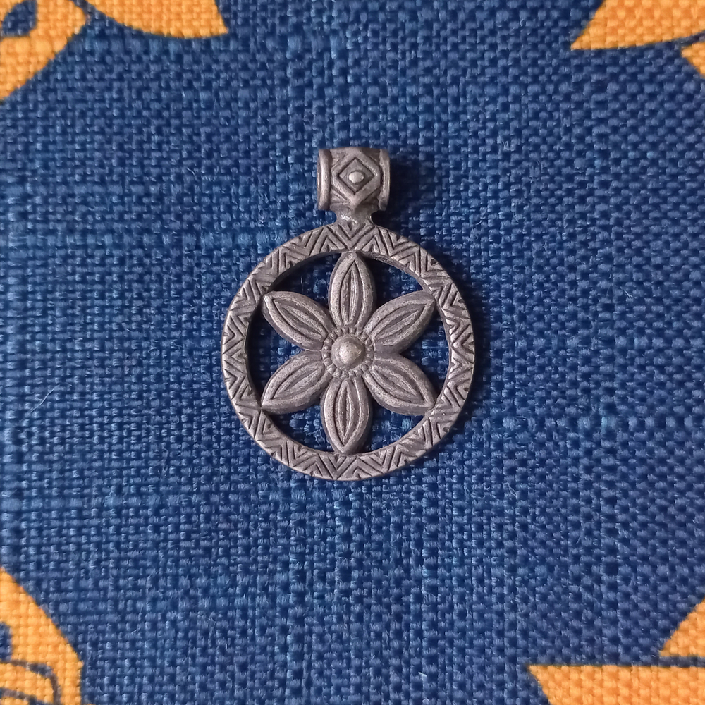 Подвеска. Перунов Громовой цветок