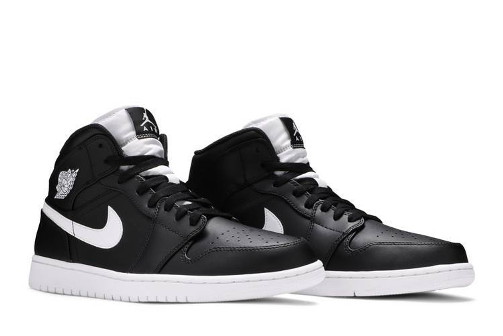 Кроссовки Jordan Air Jordan 1 Retro Mid Black White