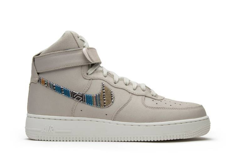 Кроссовки Nike Air Force 1 07 Lv8