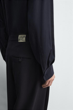 ZARA HARRY LAMBERT X DISNEY РУБАШКА ИЗ СТРУЯЩЕЙСЯ ТКАНИ С КРУГЛЫМ ВОРОТНИКОМ, СИНИЙ