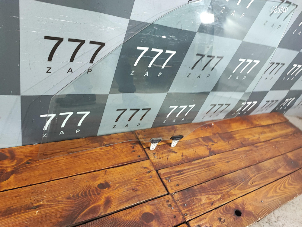 Стекло переднее левое Grand Vitara 2 (JT) 05-15 Б/У Оригинал 8450265J00