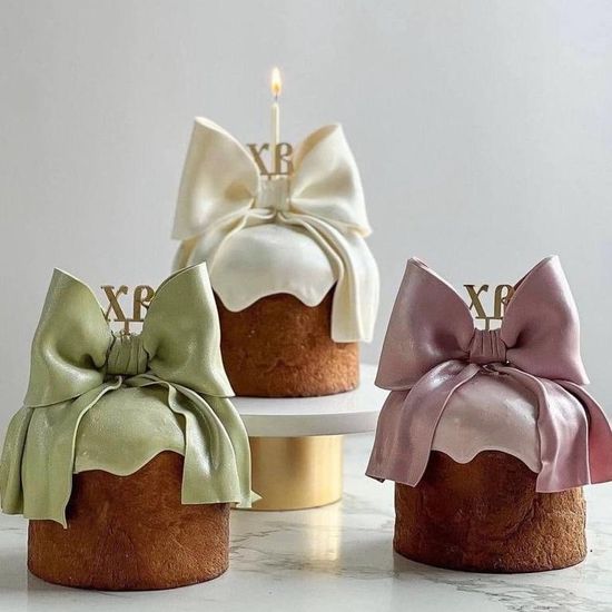 Кулич с бантом