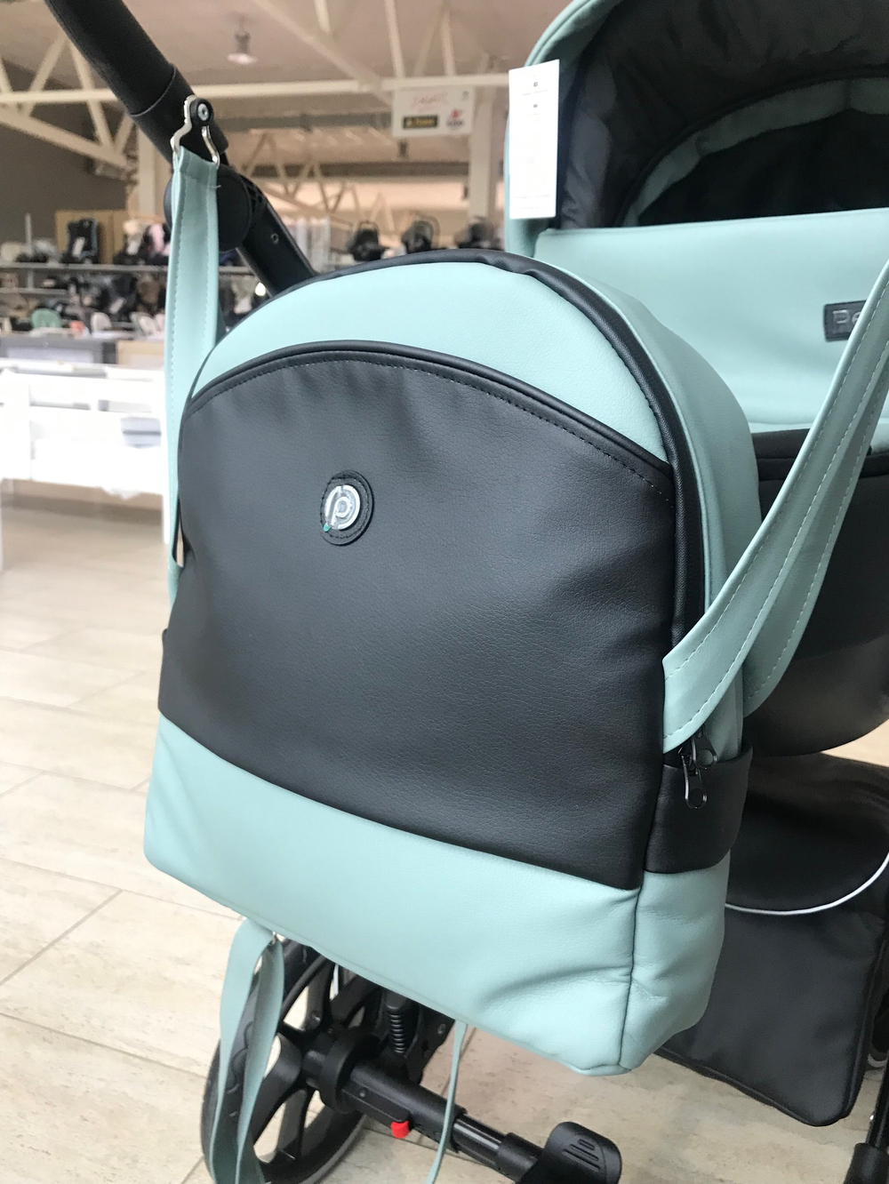 Коляска детская Peppy Zoom 2 в 1 (01) Черная экокожа / Мята экокожа