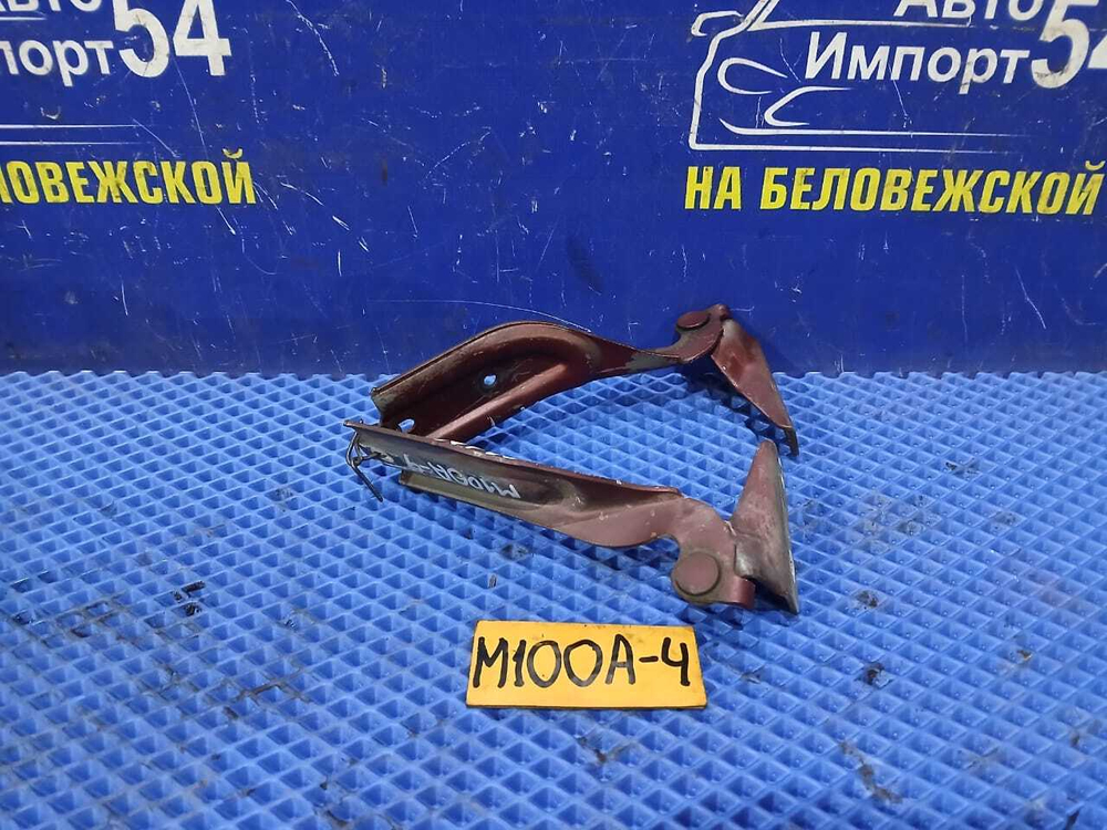 Петля капота правая TOYOTA DUET 1998-2000