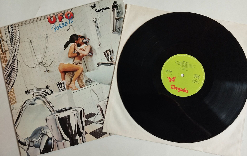 Винтажная виниловая пластинка LP UFO Force It (Germany 1975)