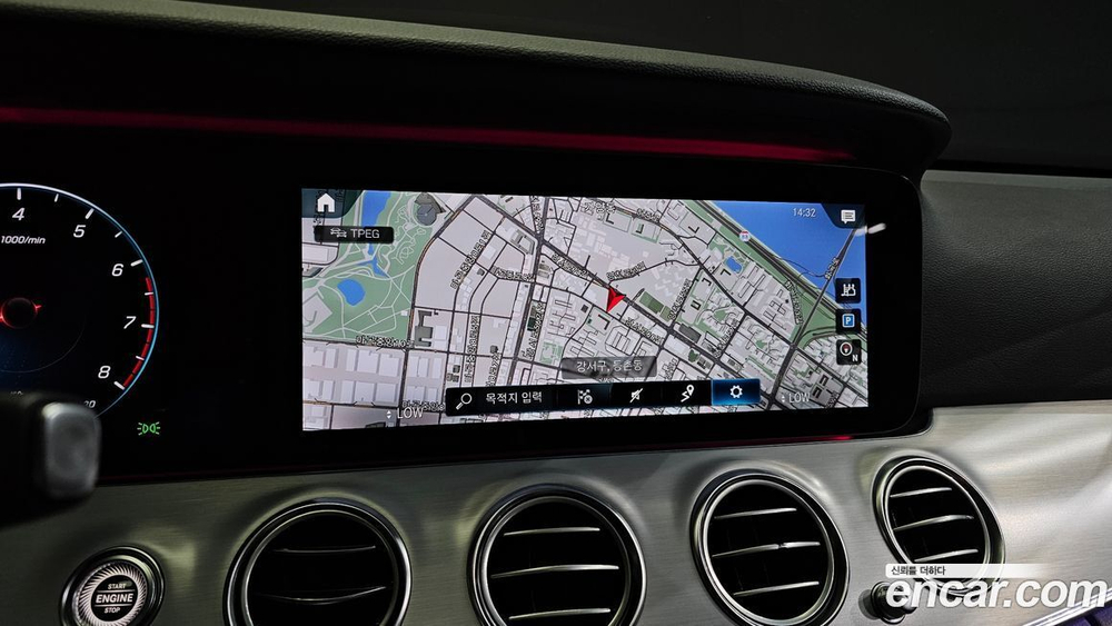 Mercedes-Benz E-Class W213 E250 Avangarde (12.2020)