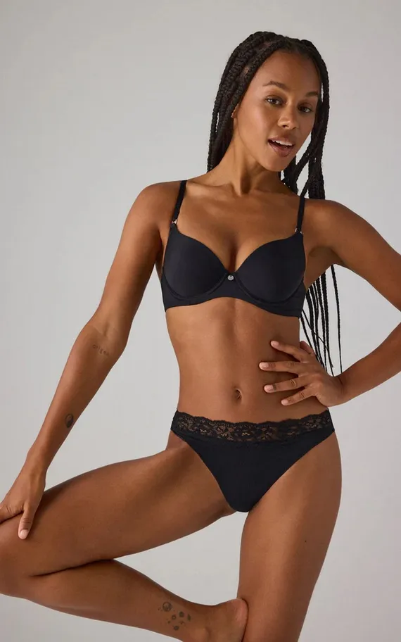 19032 Трусы стринги