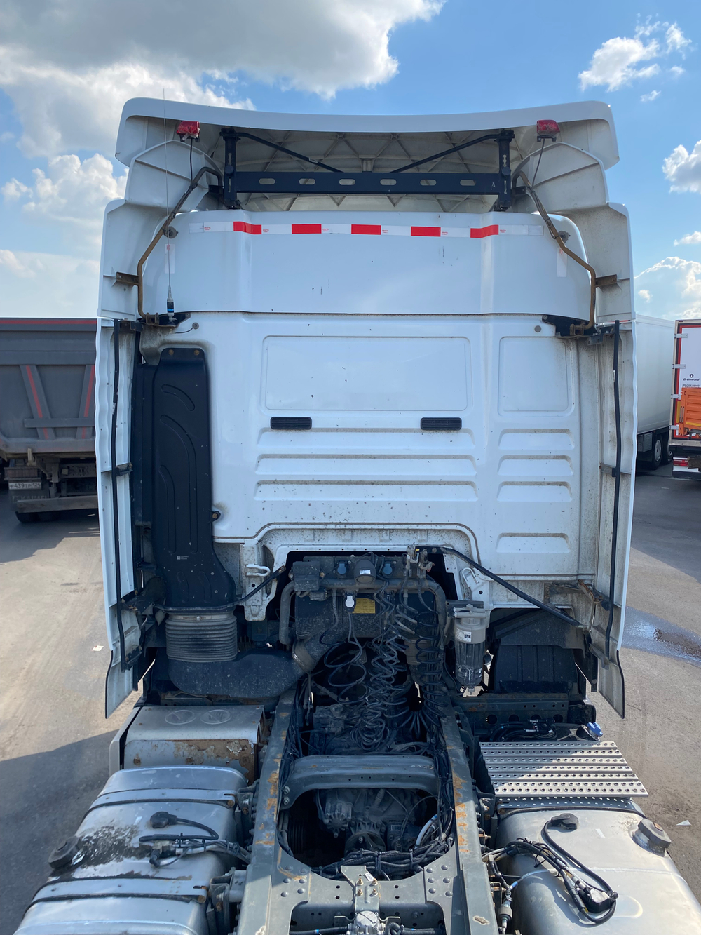 SITRAK C7H 6x4 Седельный тягач ZZ4256V364HE (Дизельный, 12,4 л, 540 л.с., МТ)