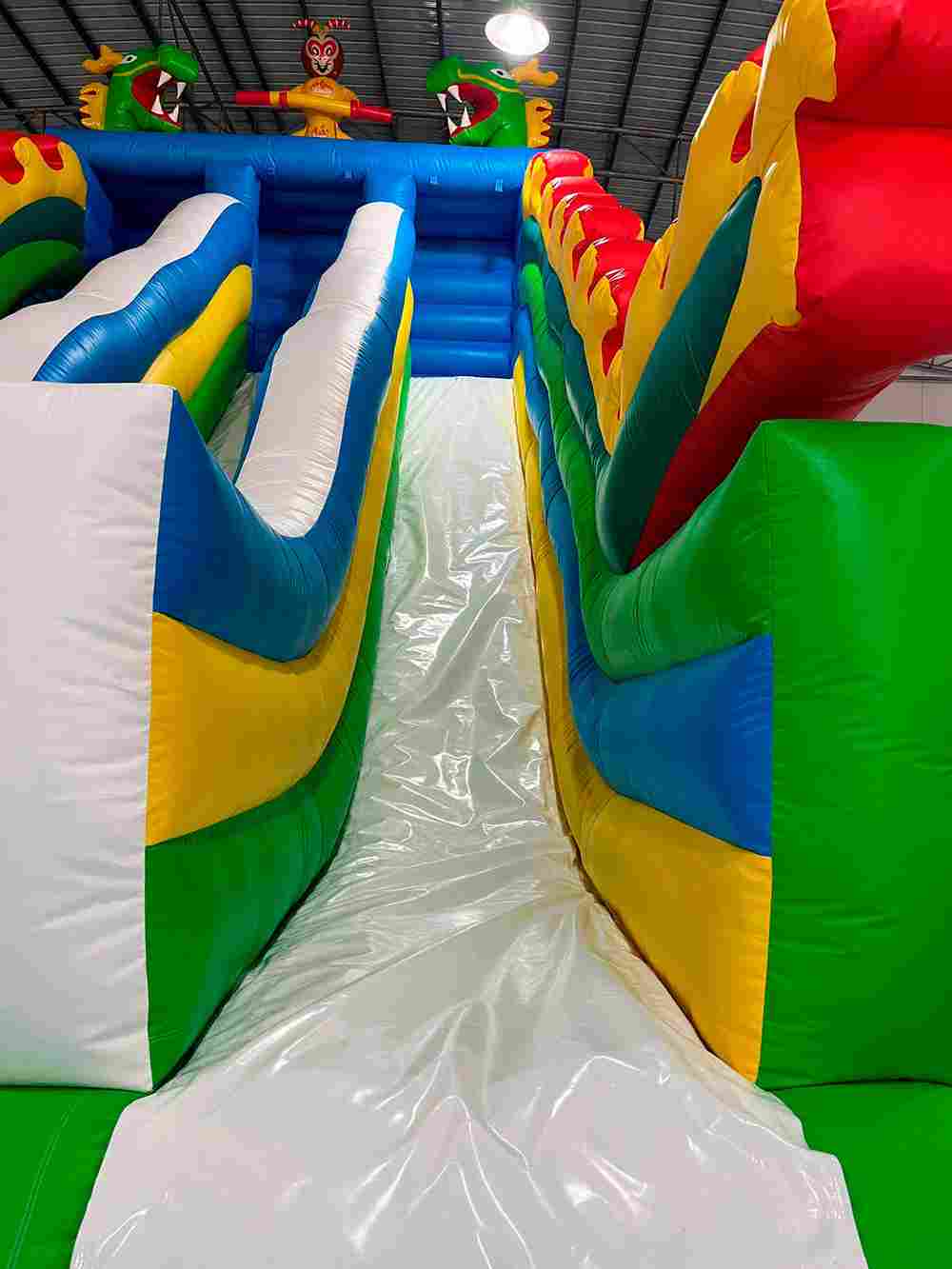Коммерческий надувной батут-горка с бассейном «Спуск Дракона», 13*6*7,5 м