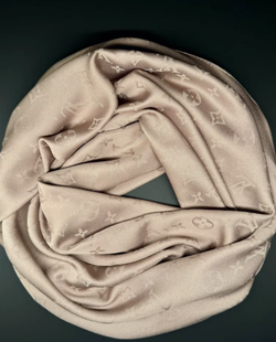 Шёлковый платок Louis Vuitton