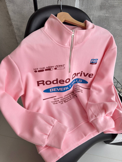 Костюм жен. 900 роз.