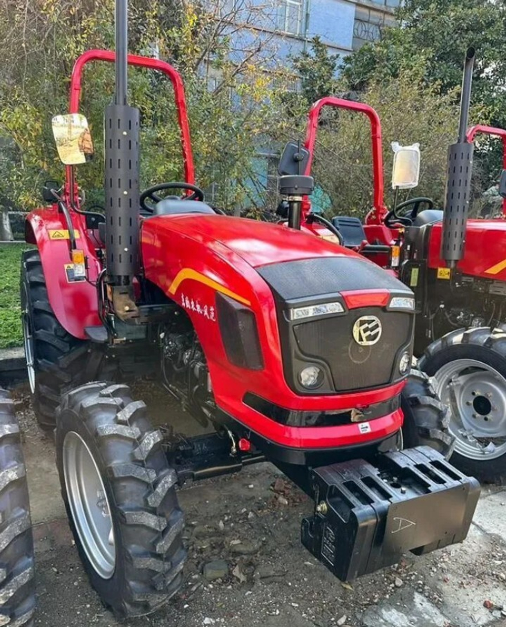 Трактор Dongfeng DF-404 G2 NEW Рестайлинг