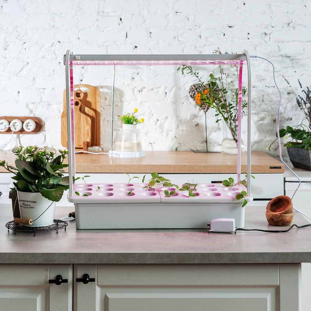 UDN-P44-2W WHITE Компрессор для гидропоники. Белый. TM Uniel