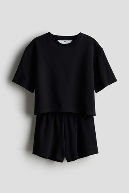 H&M Комплект из футболки и шорт, черный