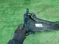 Накладка переднего бампера левая Audi Q8 (18-23)