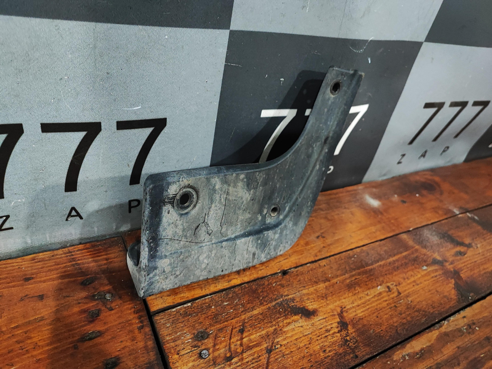 Брызговик передний левый Kia Seltos 19-нв Б/У Оригинал 86831Q5000