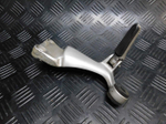 Подножка пассажирская правая Suzuki GSX1300R Hayabusa 99-2007 (с кронштейном)