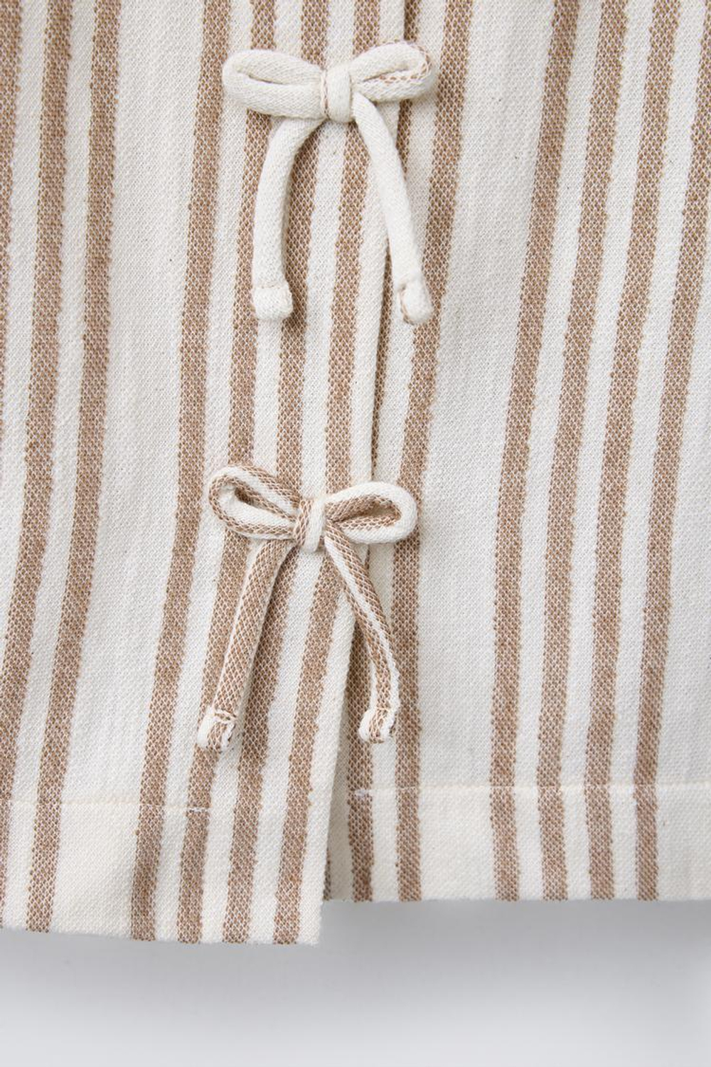 ZARA ФУТБОЛКА С ПОЛОСАМИ И БАНТАМИ, БЕЖЕВЫЙ