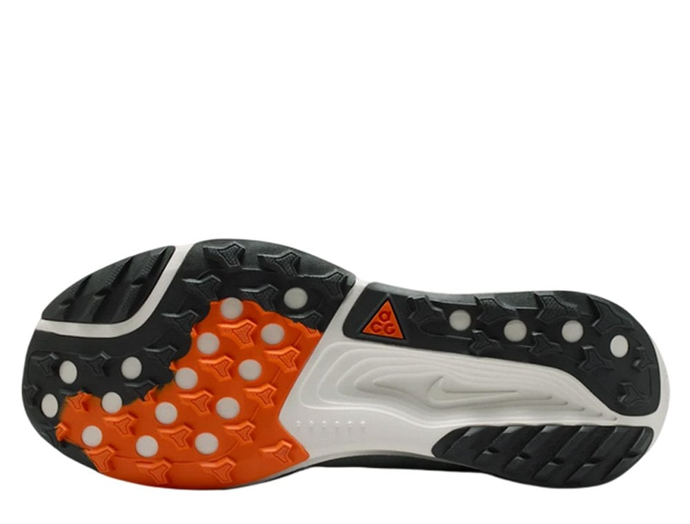 Мужские беговые кроссовки Nike ACG Pegasus Trail M Зелёно-оранжевые