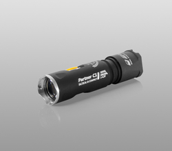Тактический фонарь Armytek Partner C1 Pro (тёплый свет) - фото 1