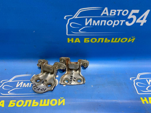 Петля двери задней правой MITSUBISHI LANCER 2000