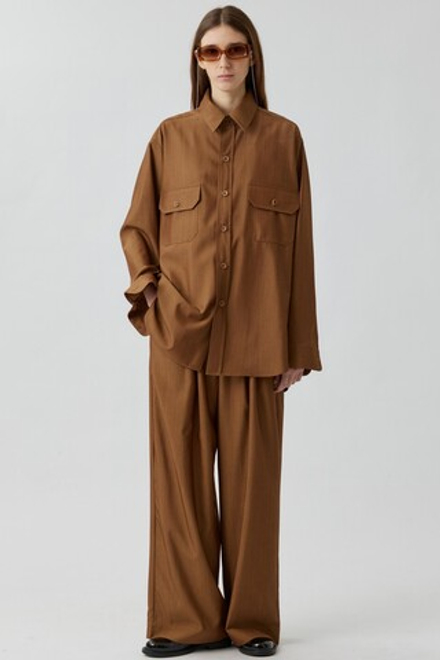 Брюки со складками золотые из шерсти с шелком