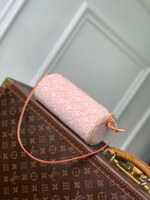 Louis Vuitton Pochette Papillon