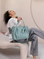 Сумка через плечо классическая