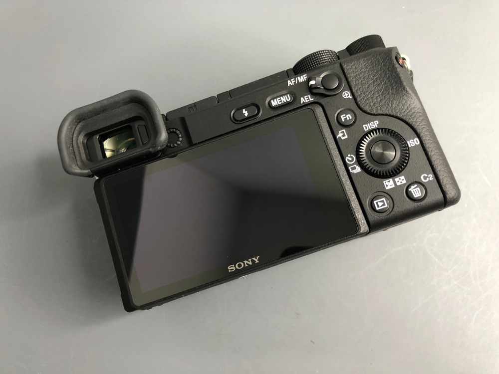Sony A6400 kit 16-50mm (160 кадров)