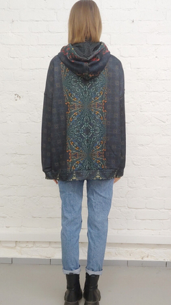 Худи "Ручной волк", по мотивам средневекового гобелена