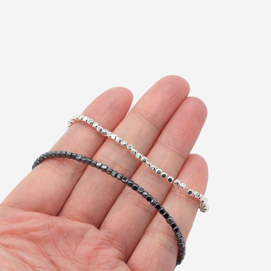 Гематин (гематит), кубик 2мм, оттенок "Серебристый"