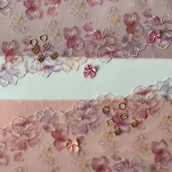 Вышивка на сетке розовая/цветочная 18 см, Китай