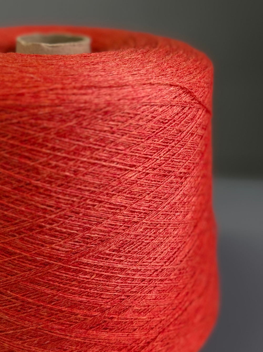 Пряжа Mongolia Cashmere 26/2 (100% кашемир) 1300 м/100 гр, ярко-оранжевый меланж