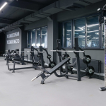 E7042 Скамья-стойка для жима под углом вверх