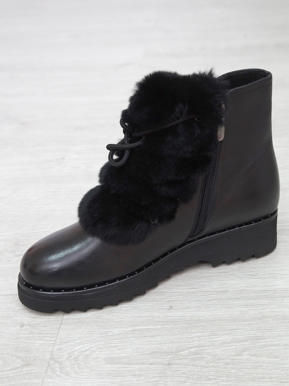 Ботинки женские зимние