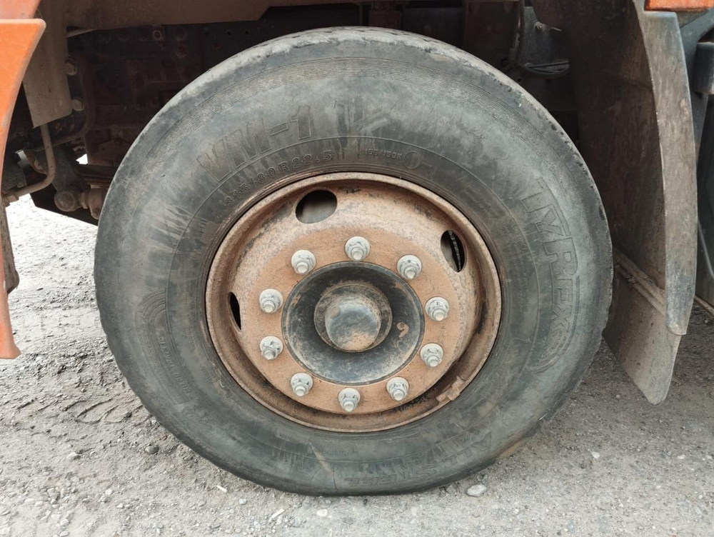 КамАЗ 6520 6x4 Самосвал 6520-3026012-53 (Дизельный, 11,7 л, 400 л.с., МТ)