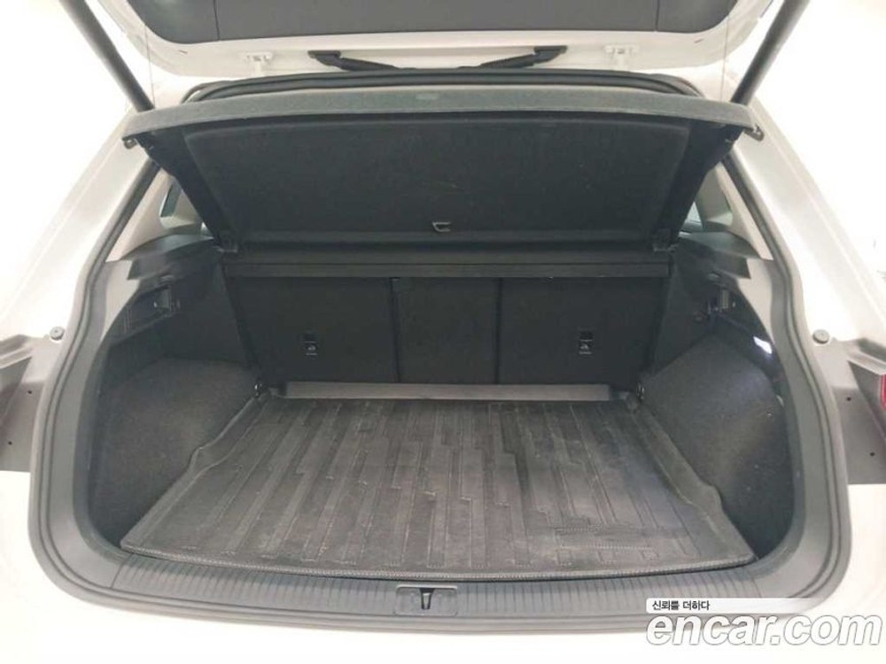 Volkswagen Tiguan 2 Generation 2.0 TDI Premium (03.2020)