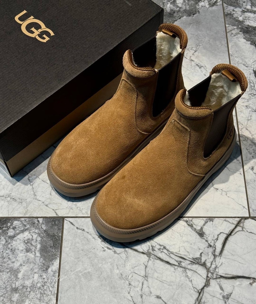 UGG