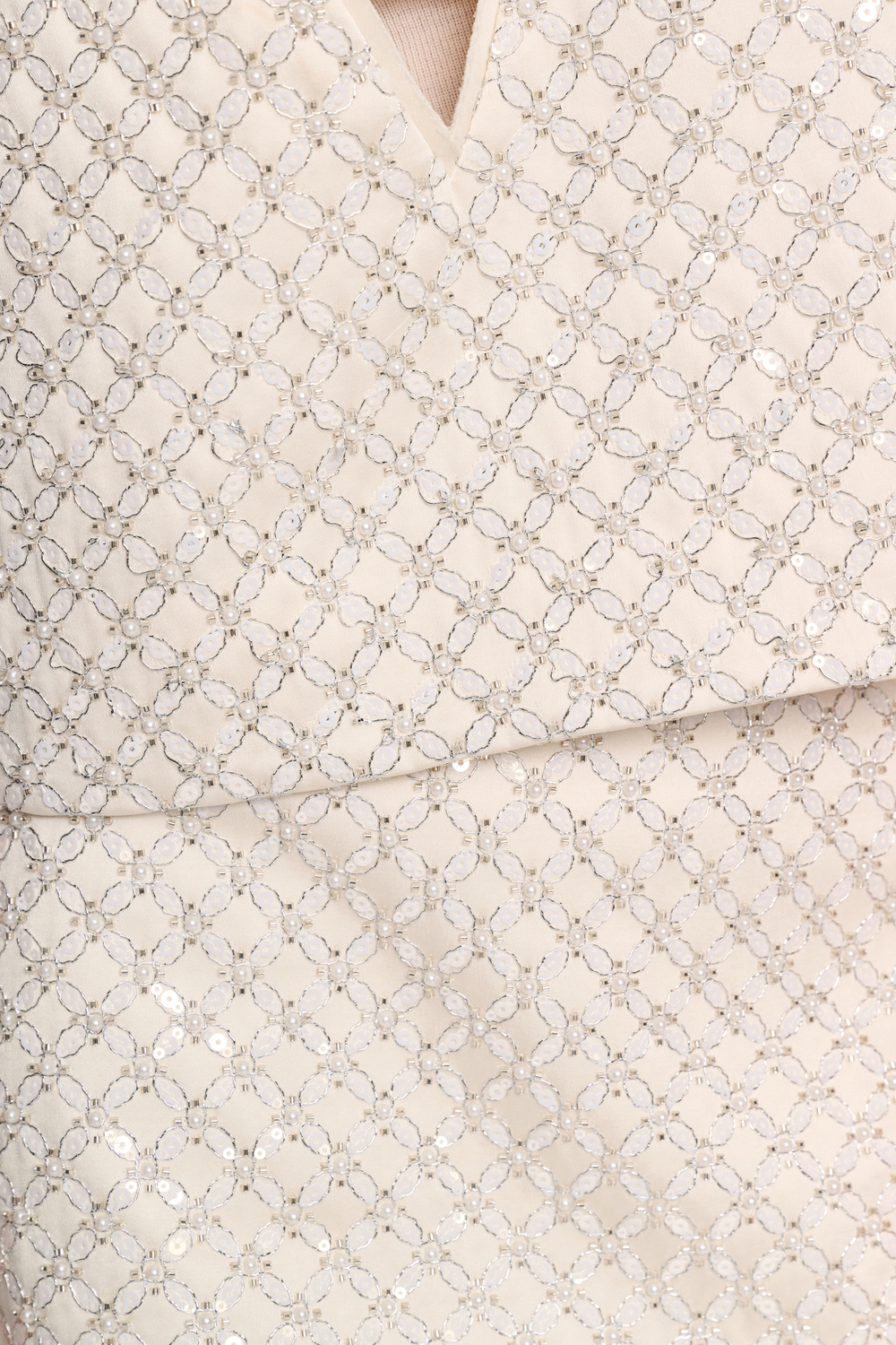 Блузка с пайетками