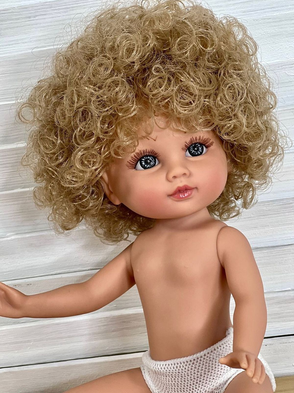 Кукла Manolo Dolls виниловая Sofia 32см без одежды (9200)