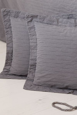 Наволочка декоративная 47х47 Luxberry Silver Rain серый Португалия