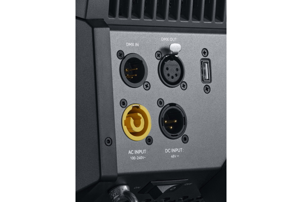 Осветитель светодиодный Godox Knowled P600Bi Hard