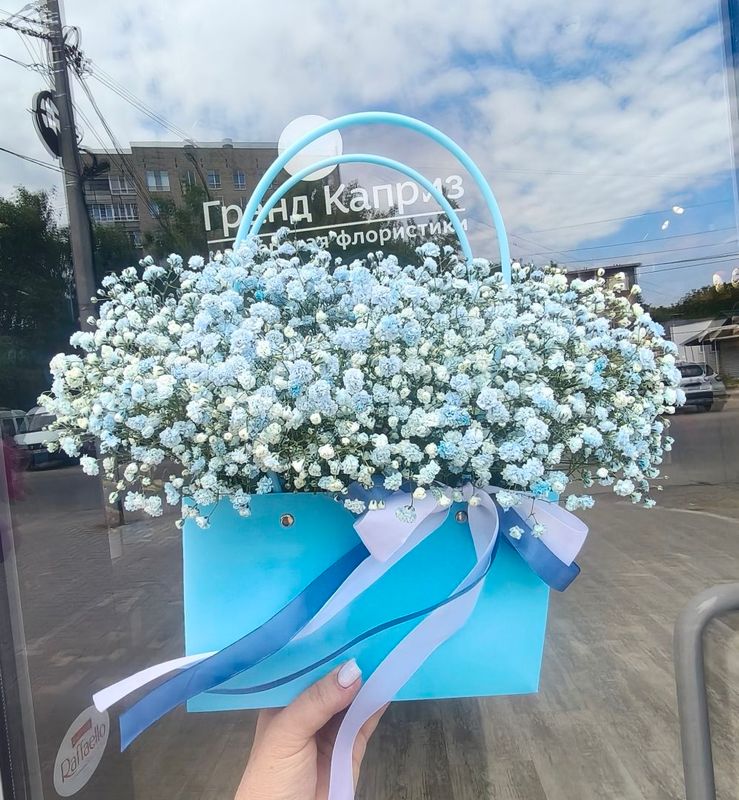 Композиция "Голубое небо" Композиция "Голубое небо"