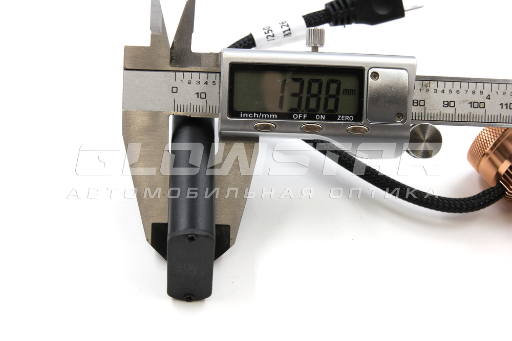 Светодиодные лампы HB4 (9006) Sariti T3 с вентилятором, 12V-24V, 50W, 6000K (комплект, 2шт)