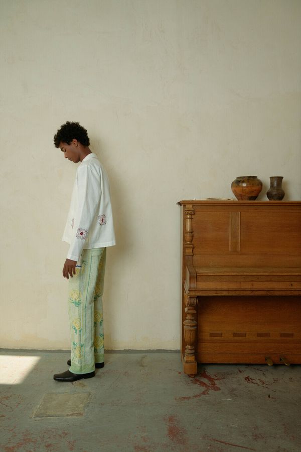 Рубашка с Повторяющейся Вышивкой / Repeating Pattern Long Sleeve белая - фото 6