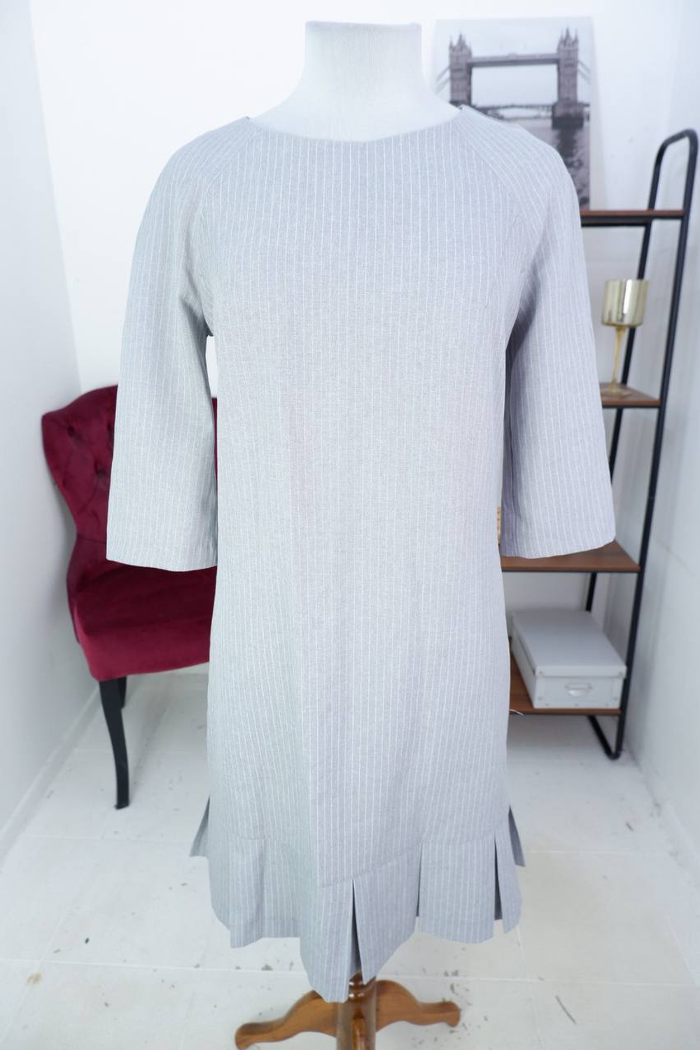 Платье Deniza практичное, визуально 46 размер, новое