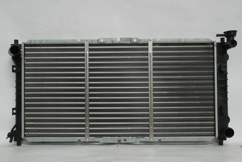 Радиатор охлаждения Mazda 626 GF