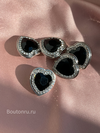Пуговицы сердце в стразах черный камень